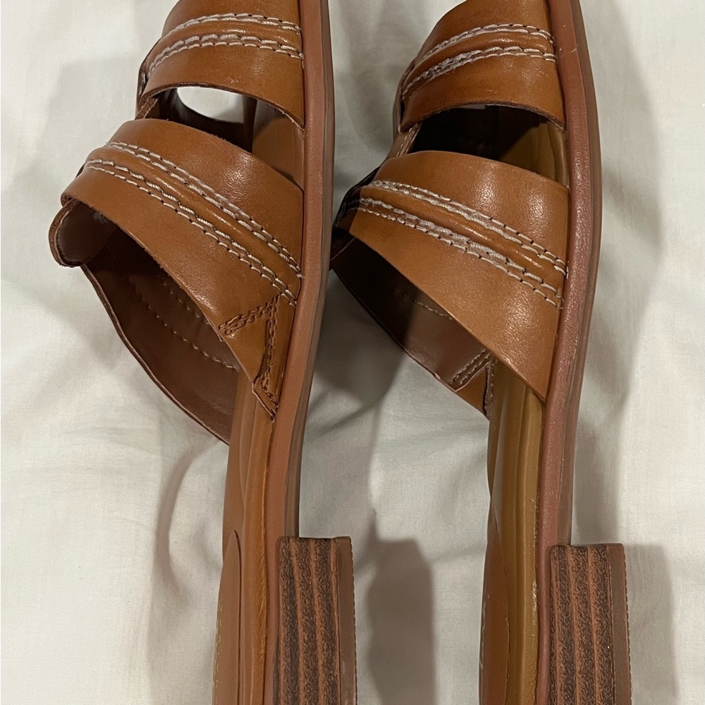 Clarks Women's Tan Slide Sandals - Picture 4 of 6